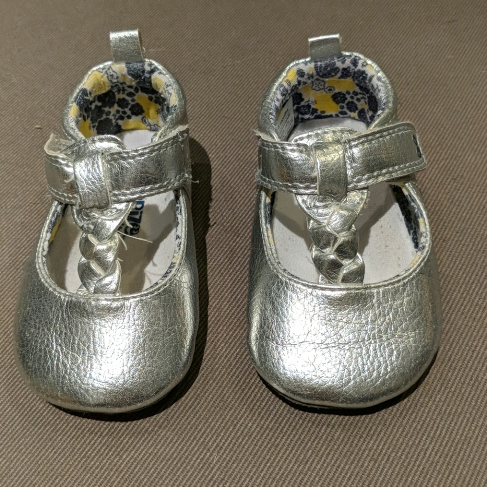 Surprize by Stride Rite Silver Crib Shoes